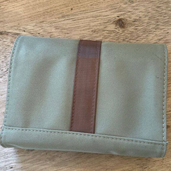 NEW Molton Brown London British Airways 10 small travel case make up case pouch - Picture 5 of 5